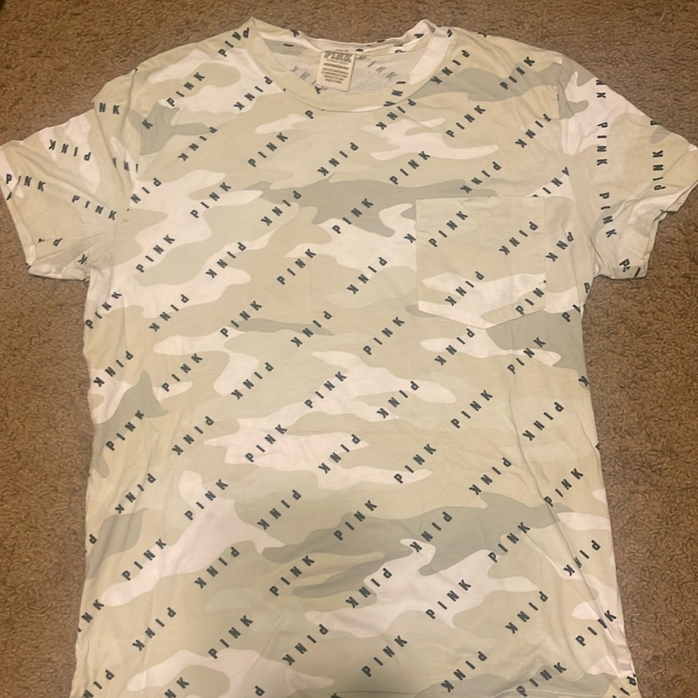 Pink tee